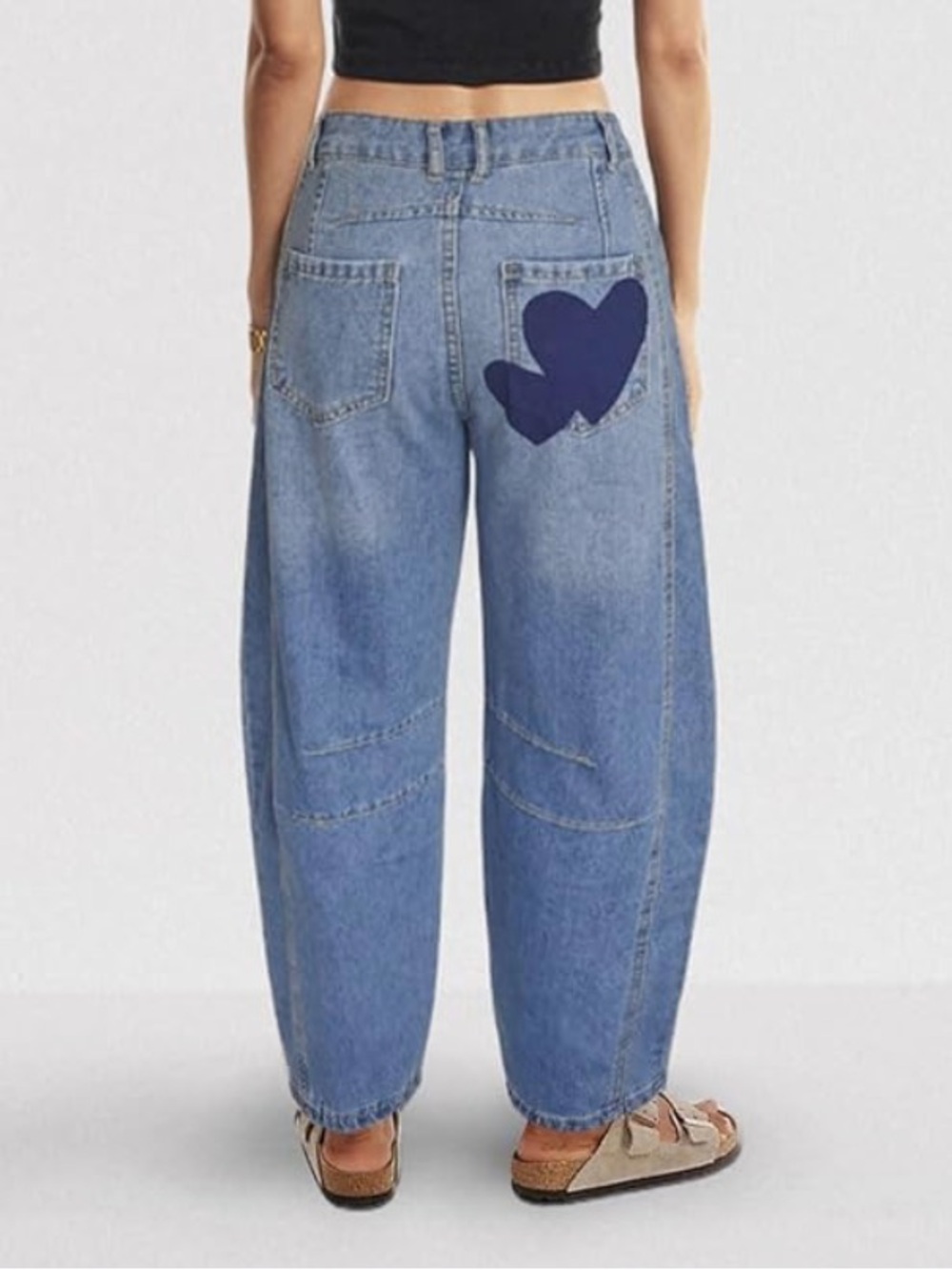 Blue Heart Mid-Rise Barrel Jeans NWOT XS-S - Picture 3 of 9